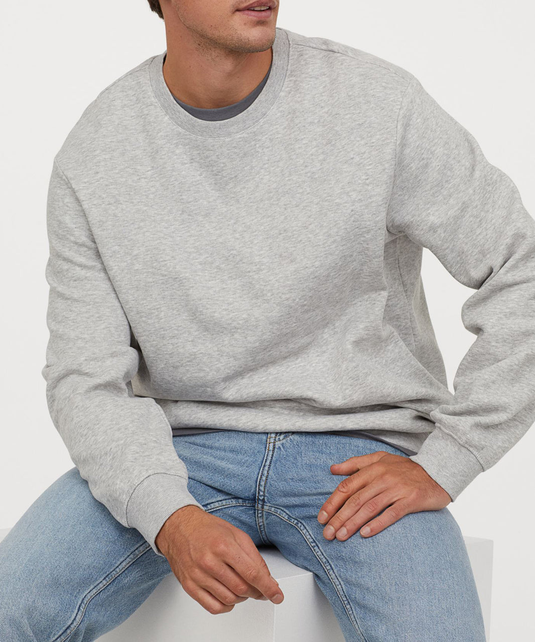 Crewneck Basic Sweatshirt